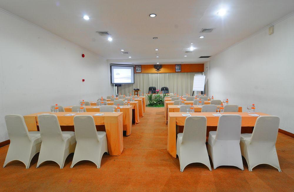Grand Inna Tunjungan Surabaia Exterior foto
